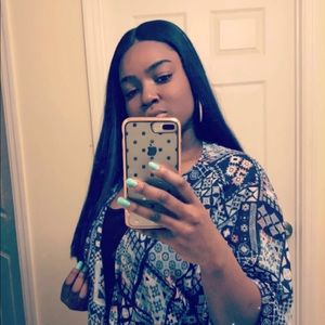 Meet your Posher, Lydia